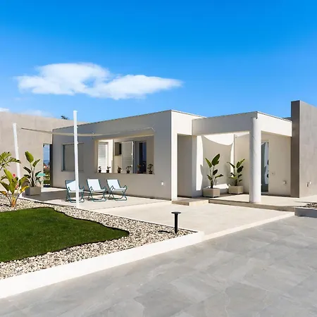 Villa Paradisus *